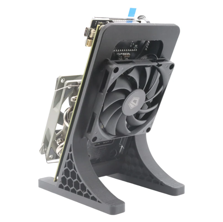 NerdQaxe++ Rev 6.1 Solo Bitcoin Miner